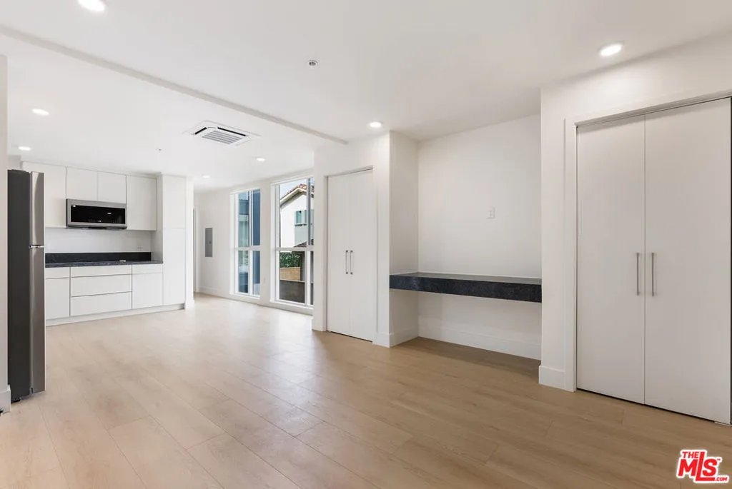 Cypress, California 90630, United States, ,1 BathroomBathrooms,Residential,Active,239291