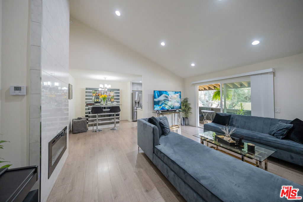 15425 Sherman Way 241