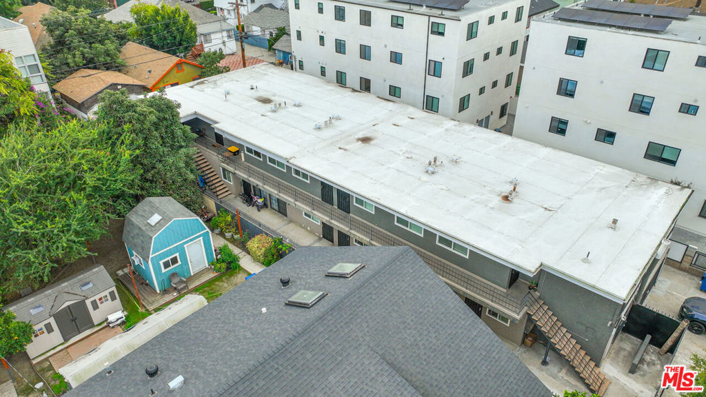 1250 W 37th Street