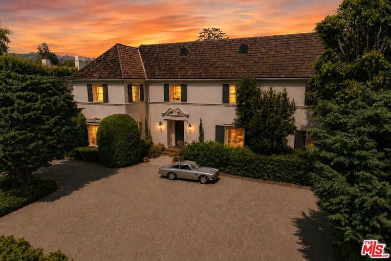 904 N Beverly Drive