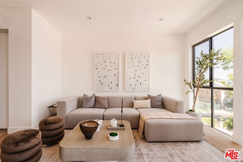 1245 N Formosa Avenue B