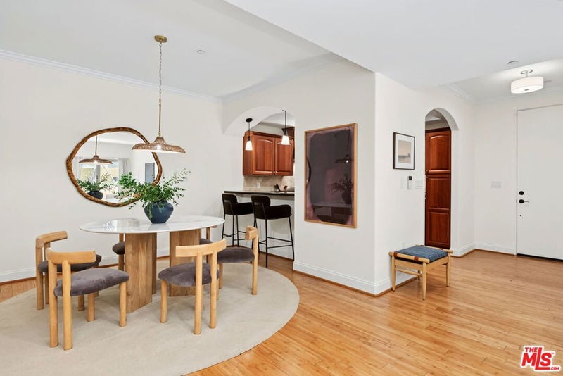 1511 Camden Avenue 103