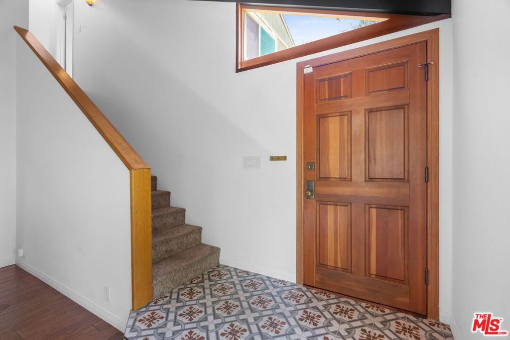 Properties 2 4618 Abargo Street