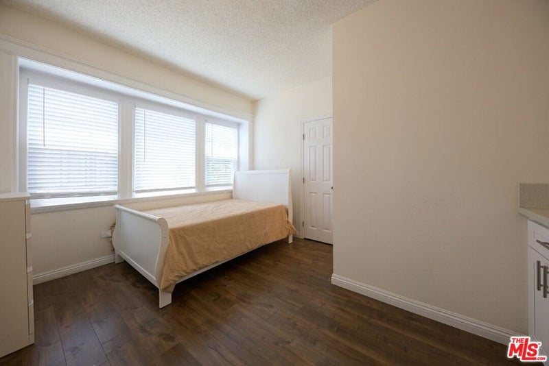 1475 W 28th Street