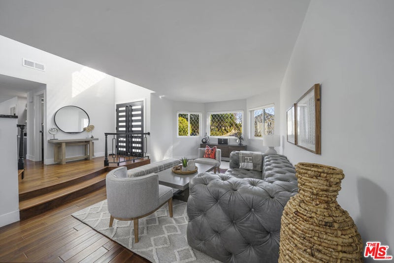 1515 Sunbluff Drive