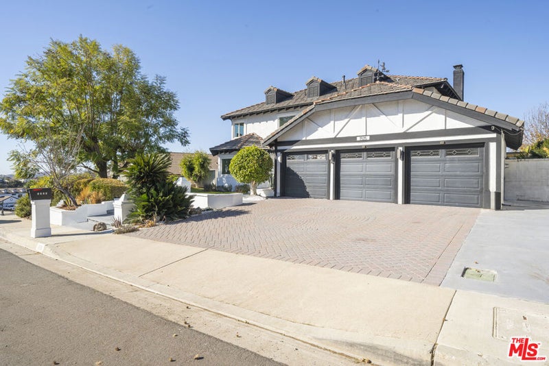 1515 Sunbluff Drive