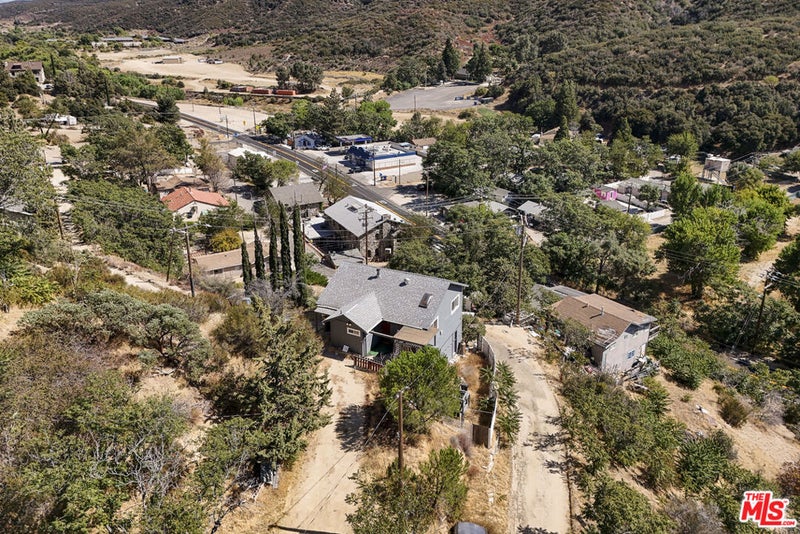 17565 Lone Pine Trail
