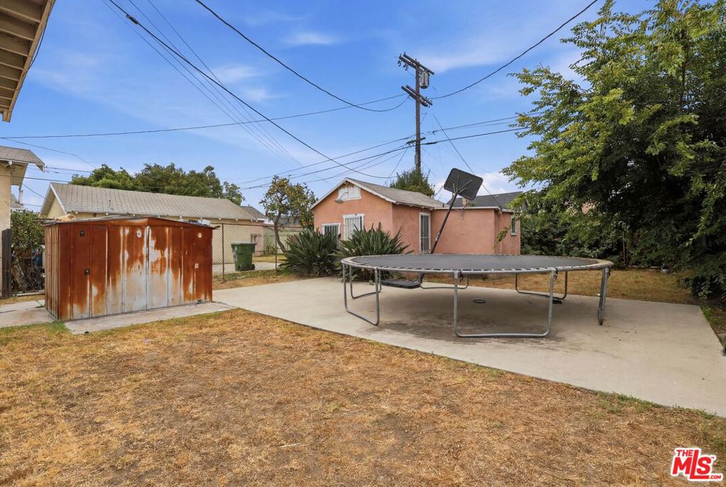 220 E 64th Street