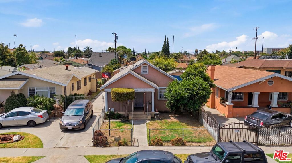 220 E 64th Street