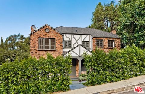 Photo of 3486 Oak Glen Drive, Los Angeles, CA 90068 (MLS # 26833533)