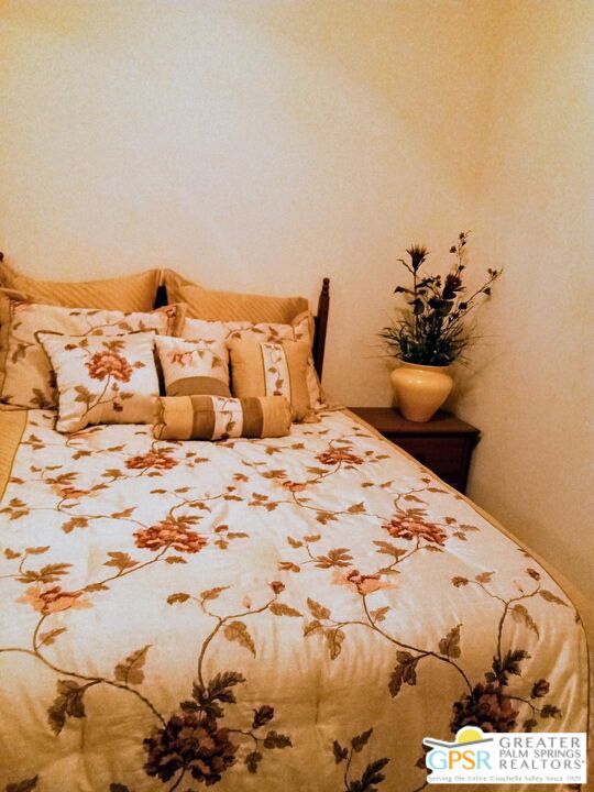 68381 Panorama Drive