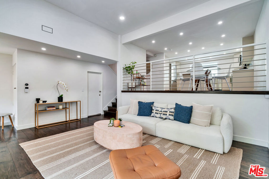 4800 La Villa Marina F