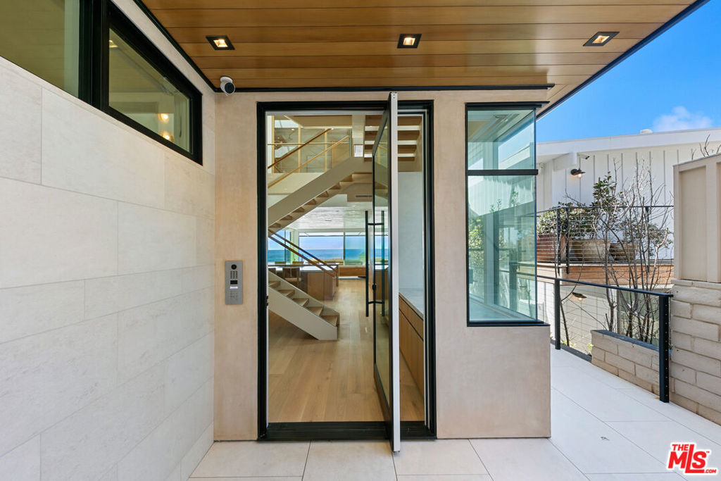 31224 Broad Beach Road