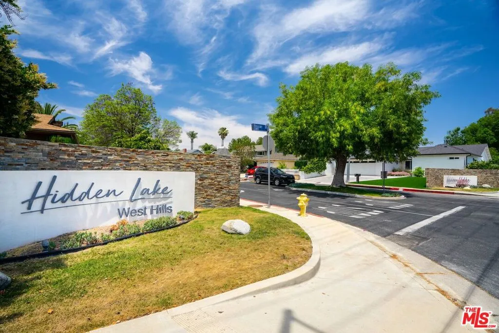 West Hills, California 91304, United States, 4 Bedrooms Bedrooms, ,3 BathroomsBathrooms,Residential,Active,154859