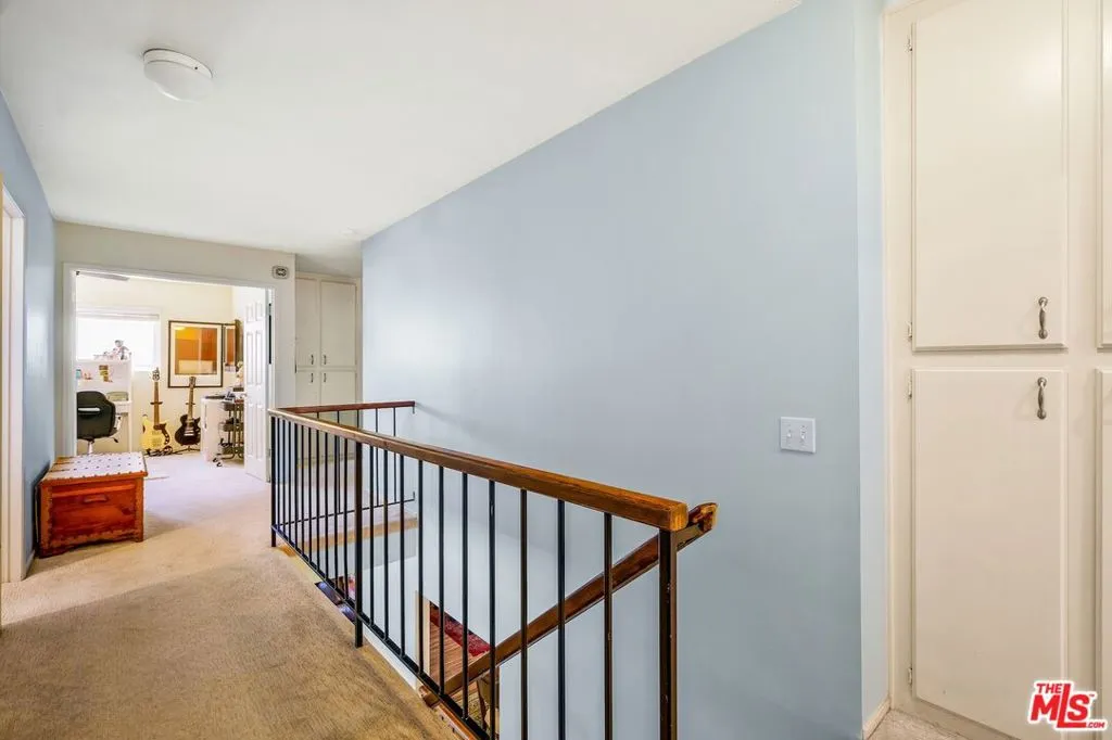 West Hills, California 91304, United States, 4 Bedrooms Bedrooms, ,3 BathroomsBathrooms,Residential,Active,154859