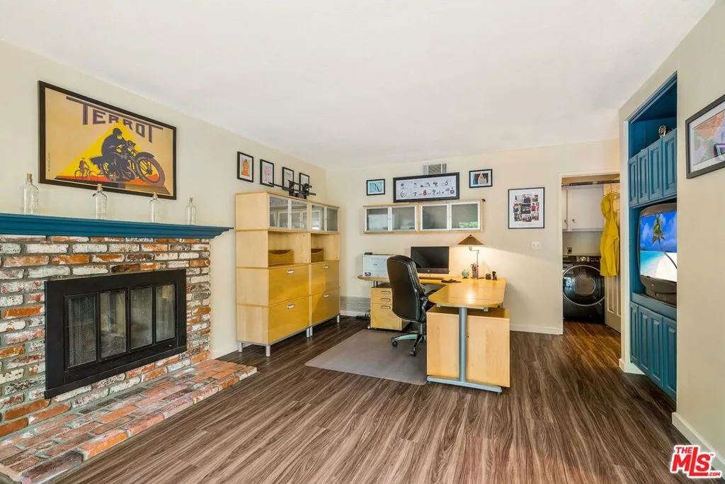 West Hills, California 91304, United States, 4 Bedrooms Bedrooms, ,3 BathroomsBathrooms,Residential,Active,154859