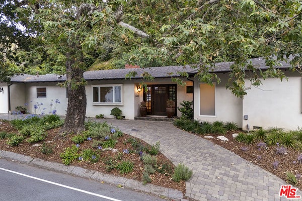 3452 MANDEVILLE CANYON RD, LOS ANGELES, CA 90049 - Image 45a407759e4eafc8590cf0598f5d3d8a/729946893