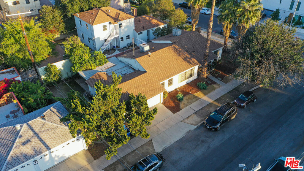 5444 Camellia Avenue