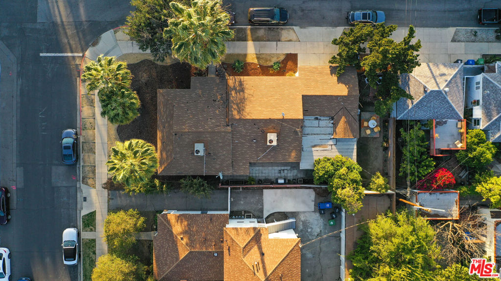 5444 Camellia Avenue
