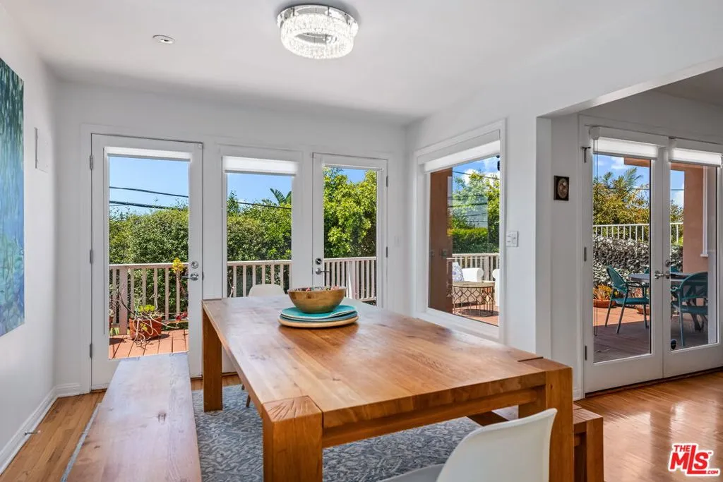 Playa Del Rey, California 90293, United States, 4 Bedrooms Bedrooms, ,3 BathroomsBathrooms,Residential,Active,187271