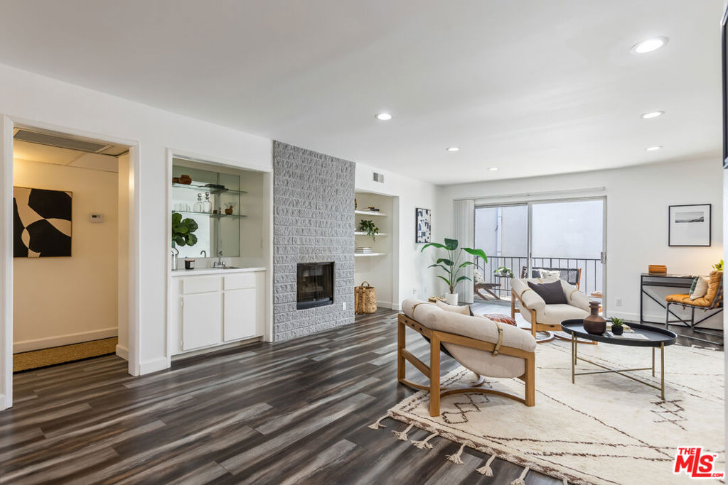 11701 Texas Avenue 306