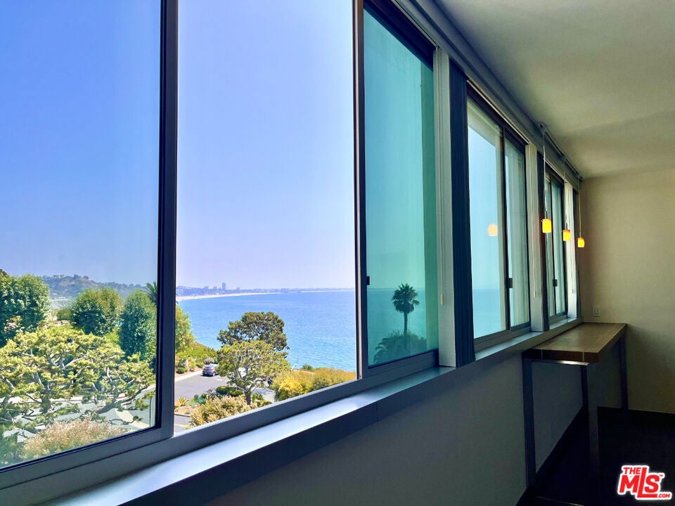 17350 W Sunset Boulevard 602
