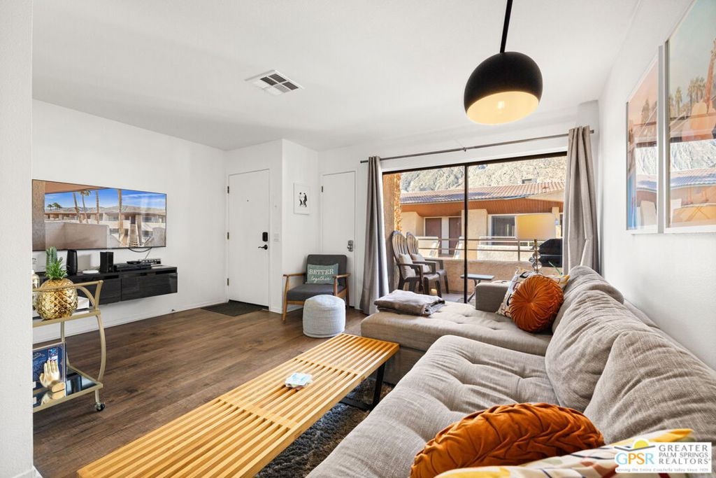 470 S Calle Encilia B15