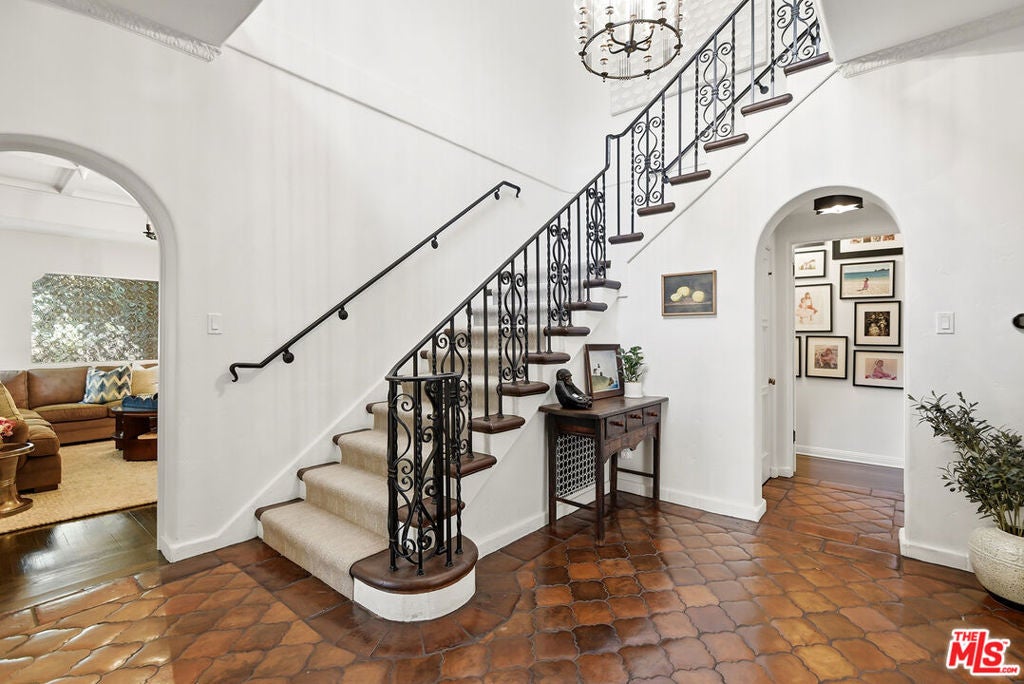258 S Mccarty Drive
