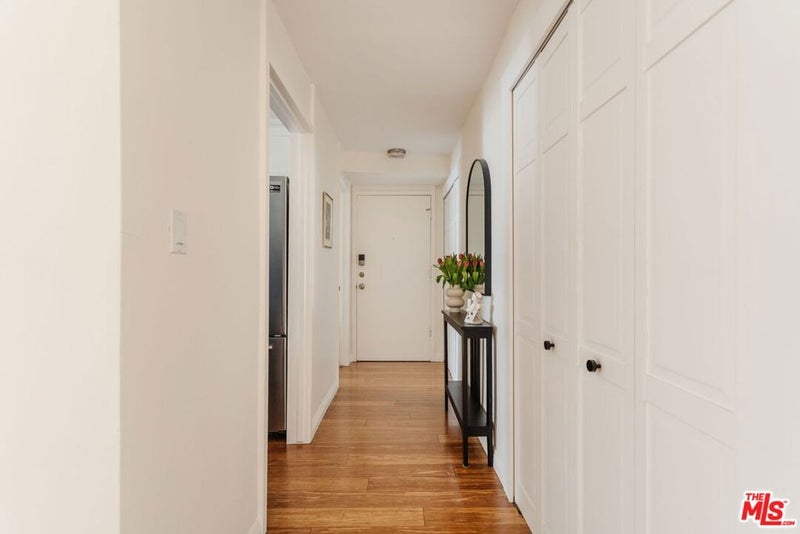 601 E Del Mar Boulevard 204