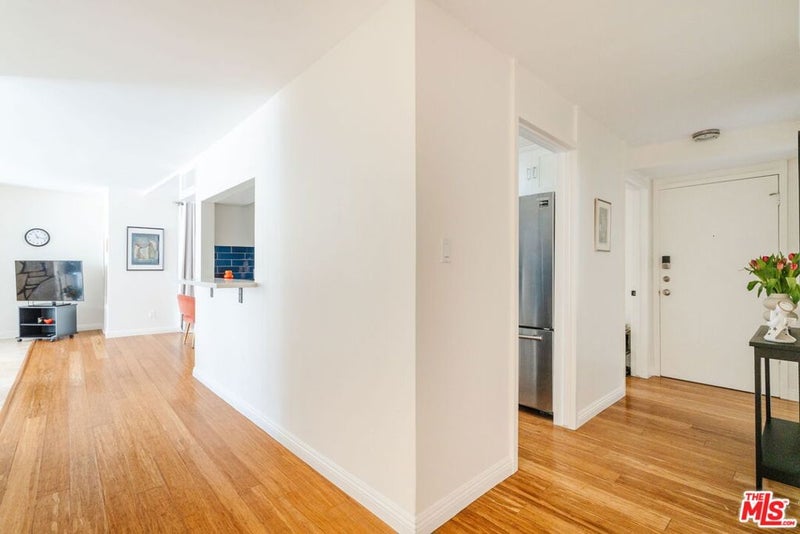 601 E Del Mar Boulevard 204