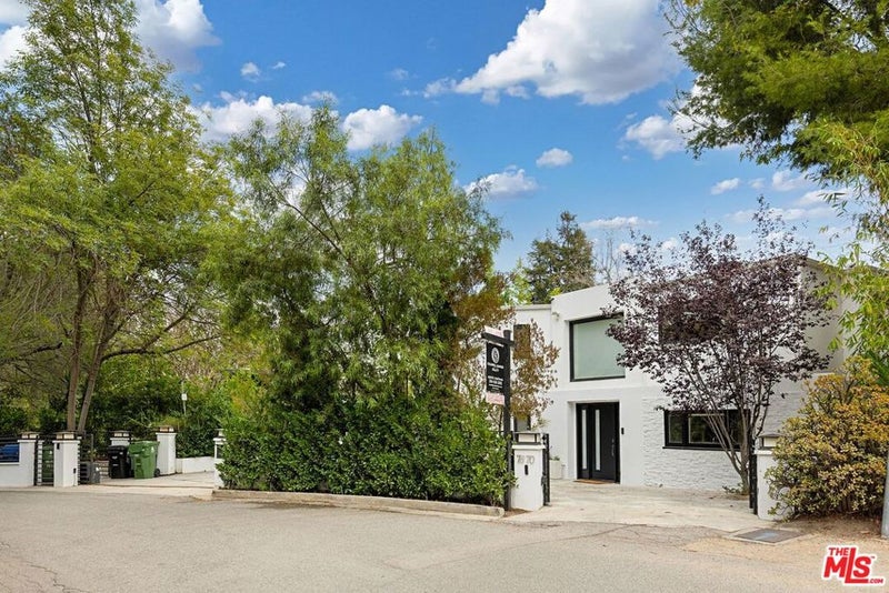 7670 Woodrow Wilson Drive