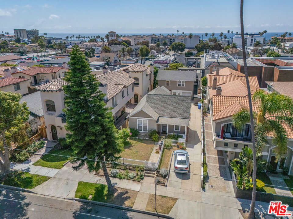 213 S Francisca Avenue