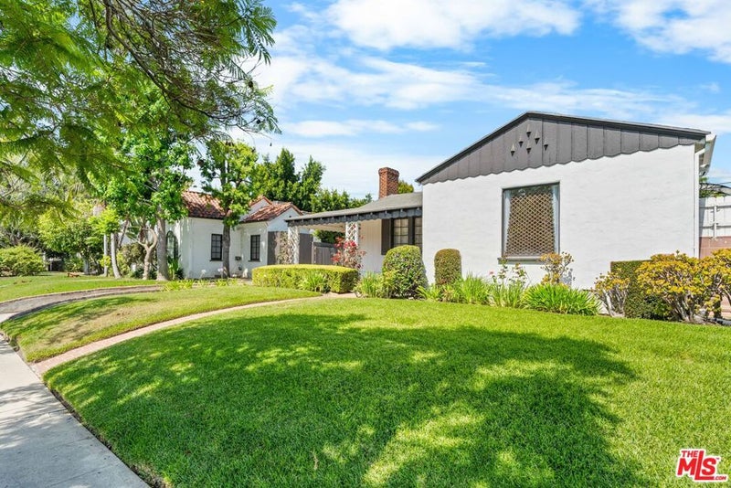 1185 Hauser Boulevard