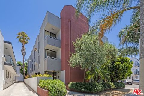 922 N Hudson Avenue Los Angeles CA 90038
