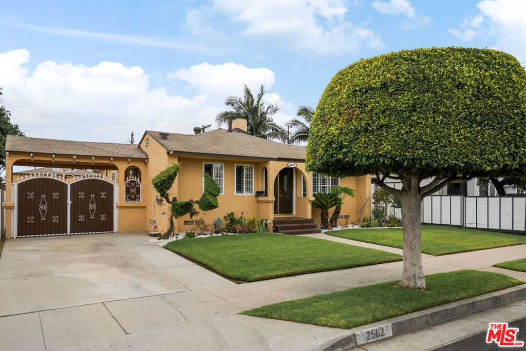 2562 Kurt Avenue