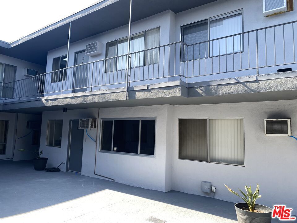 Properties 3 1165 N Normandie Avenue
