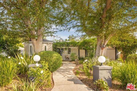 4640 Mary Ellen Avenue Sherman Oaks CA 91423