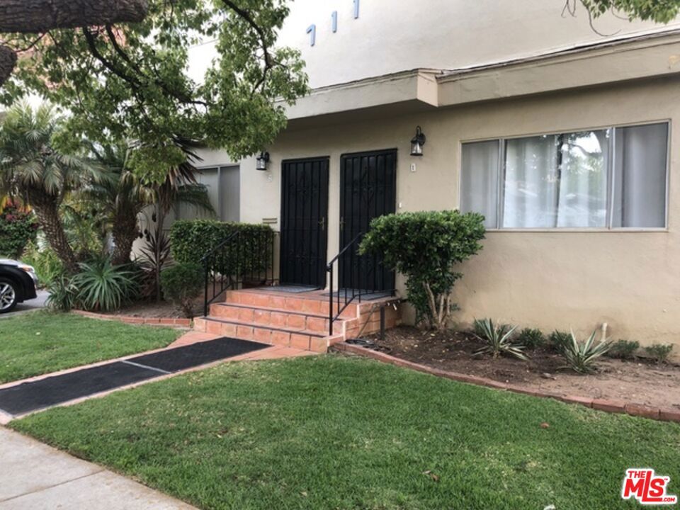 711 Grant Street