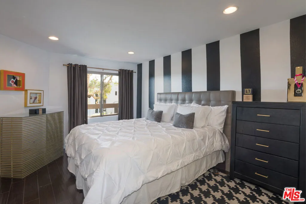 West Hollywood, California 90069, United States, 1 Bedroom Bedrooms, ,1 BathroomBathrooms,Residential,Active,183427