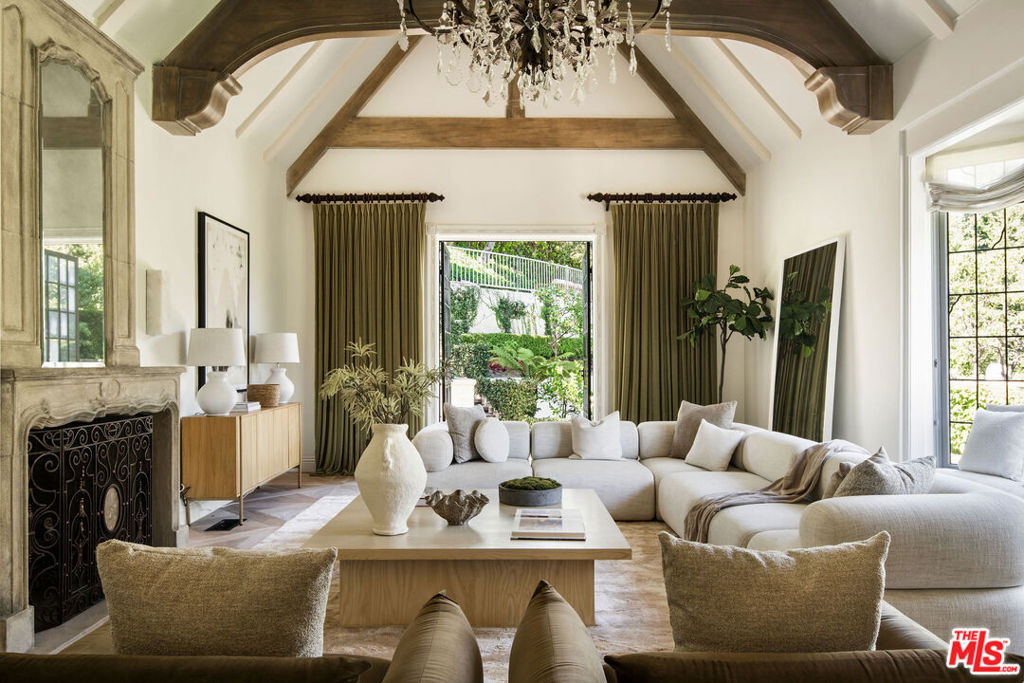 Properties 2 10950 Bellagio Road