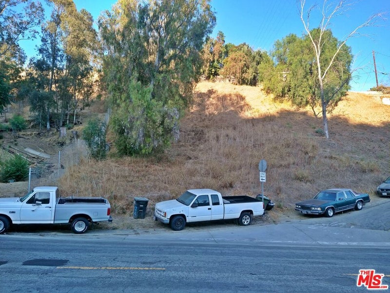 1000 N GAGE Avenue