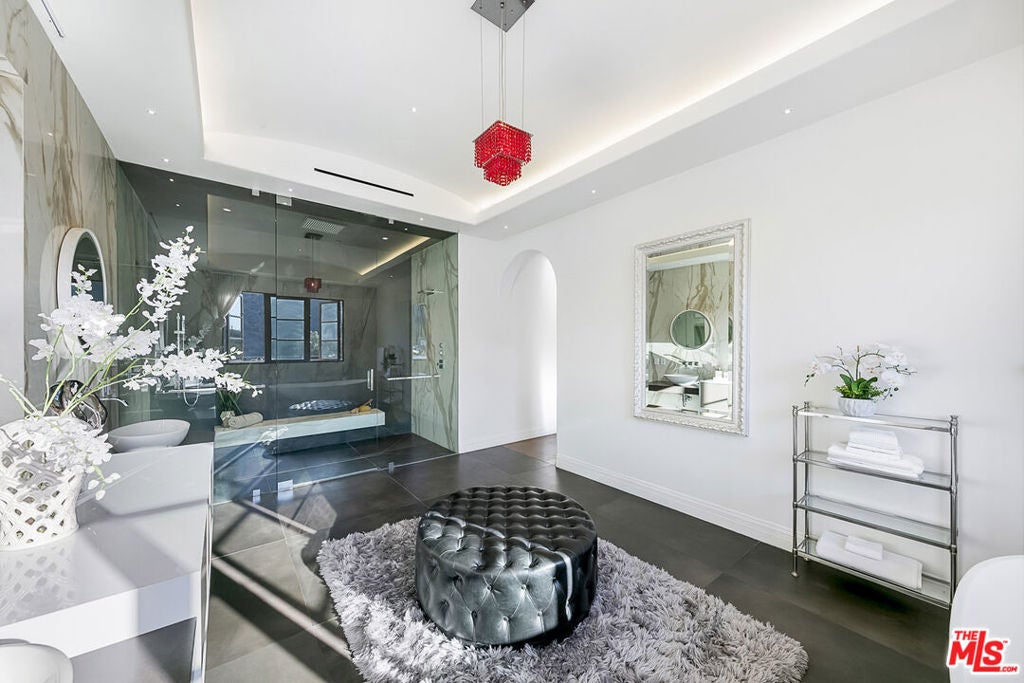 2321 Castilian Drive