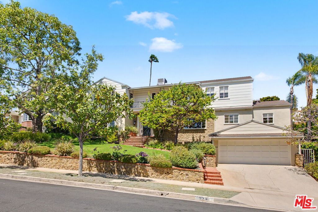 536 Woodruff Avenue