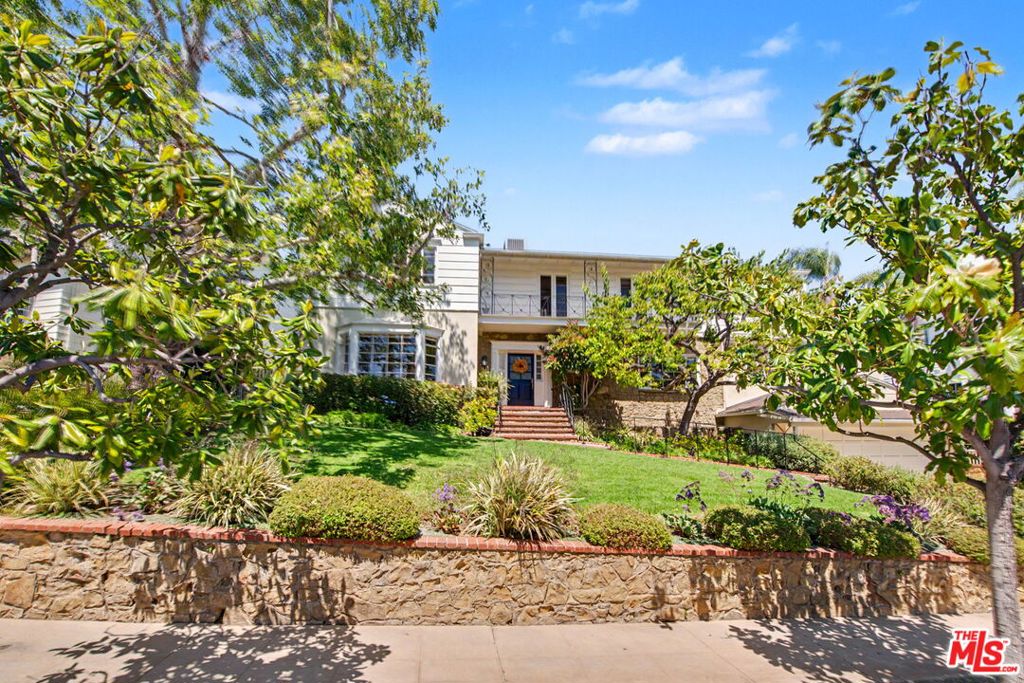 536 Woodruff Avenue