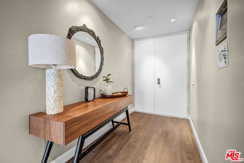 10790 Wilshire Boulevard 404