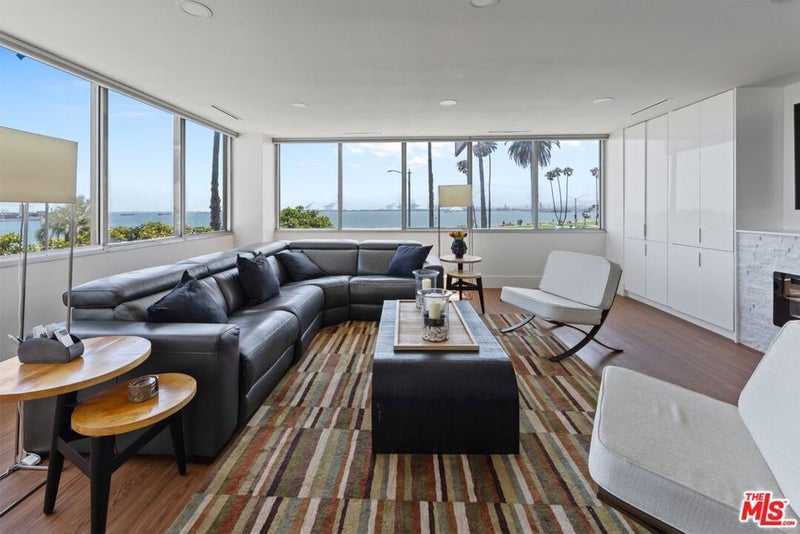 2999 E Ocean Boulevard 210