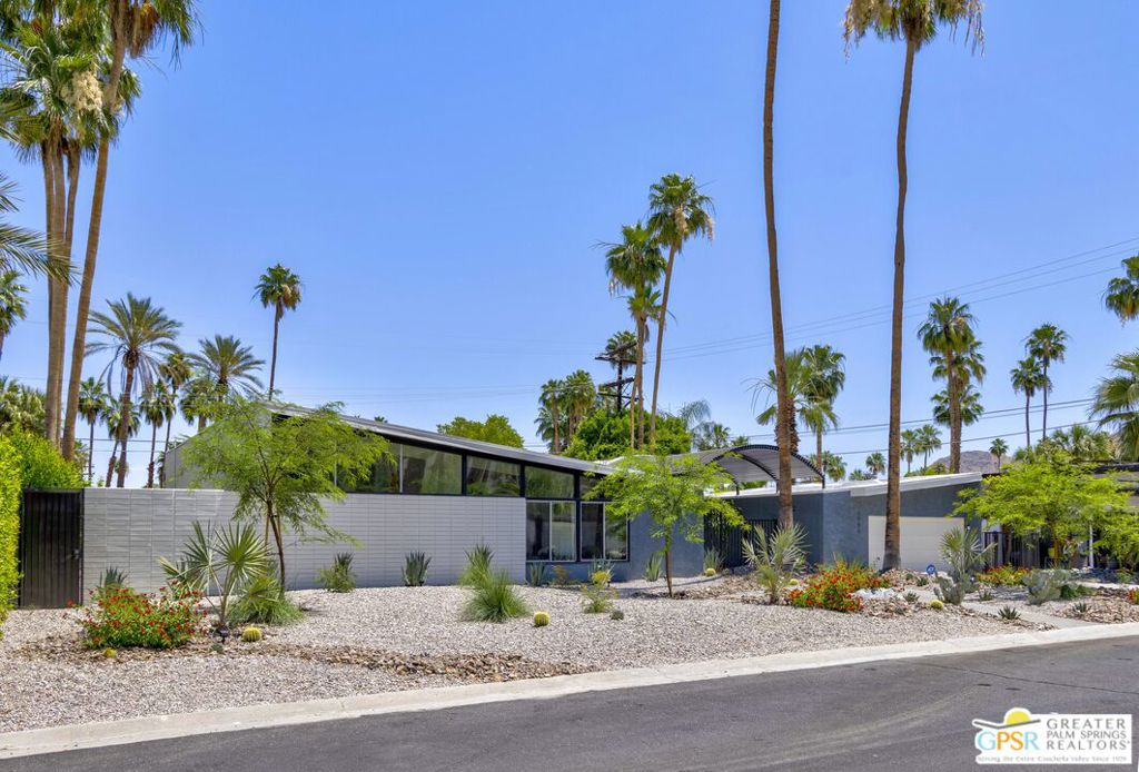 1986 S Yucca Place