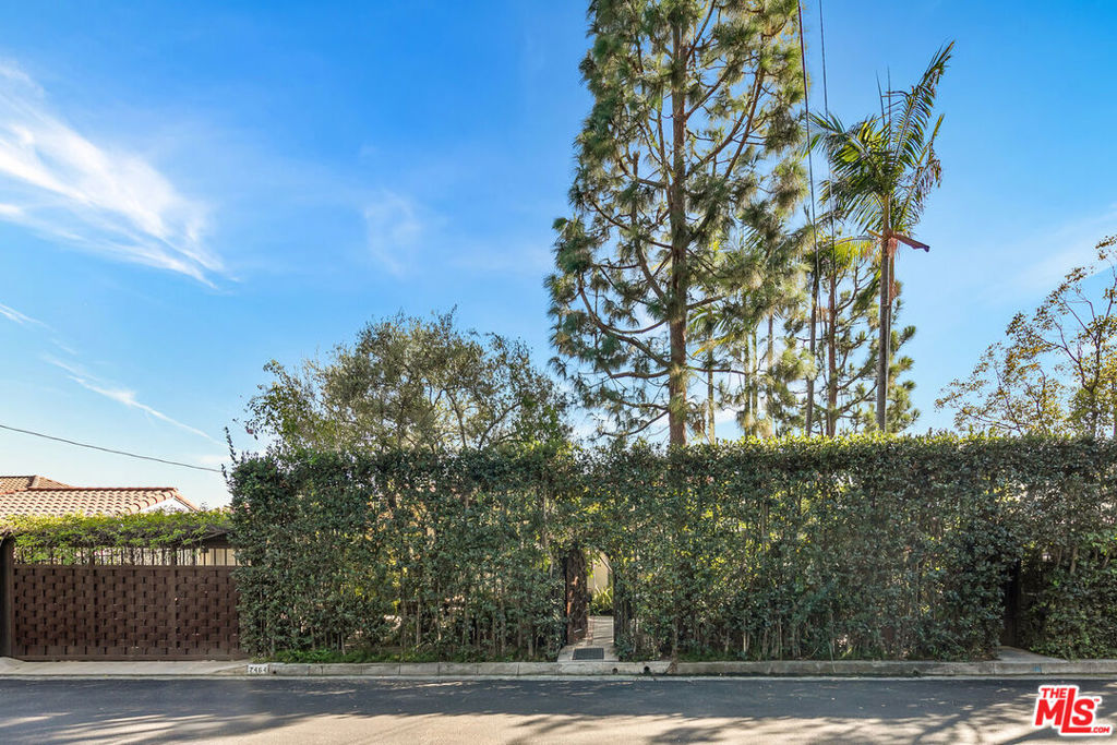 Properties 1 7464 Hillside Avenue