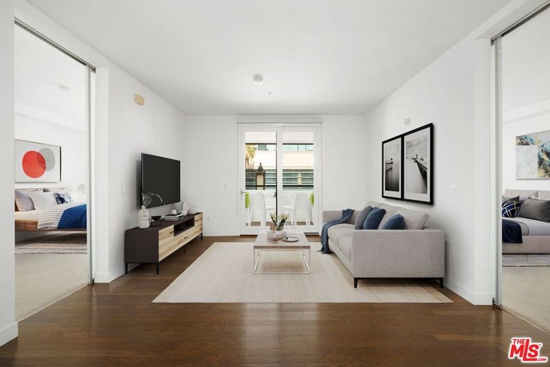 1234 Wilshire Boulevard 204