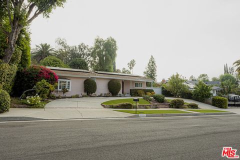 8510 N Capistrano Avenue West Hills CA 91304